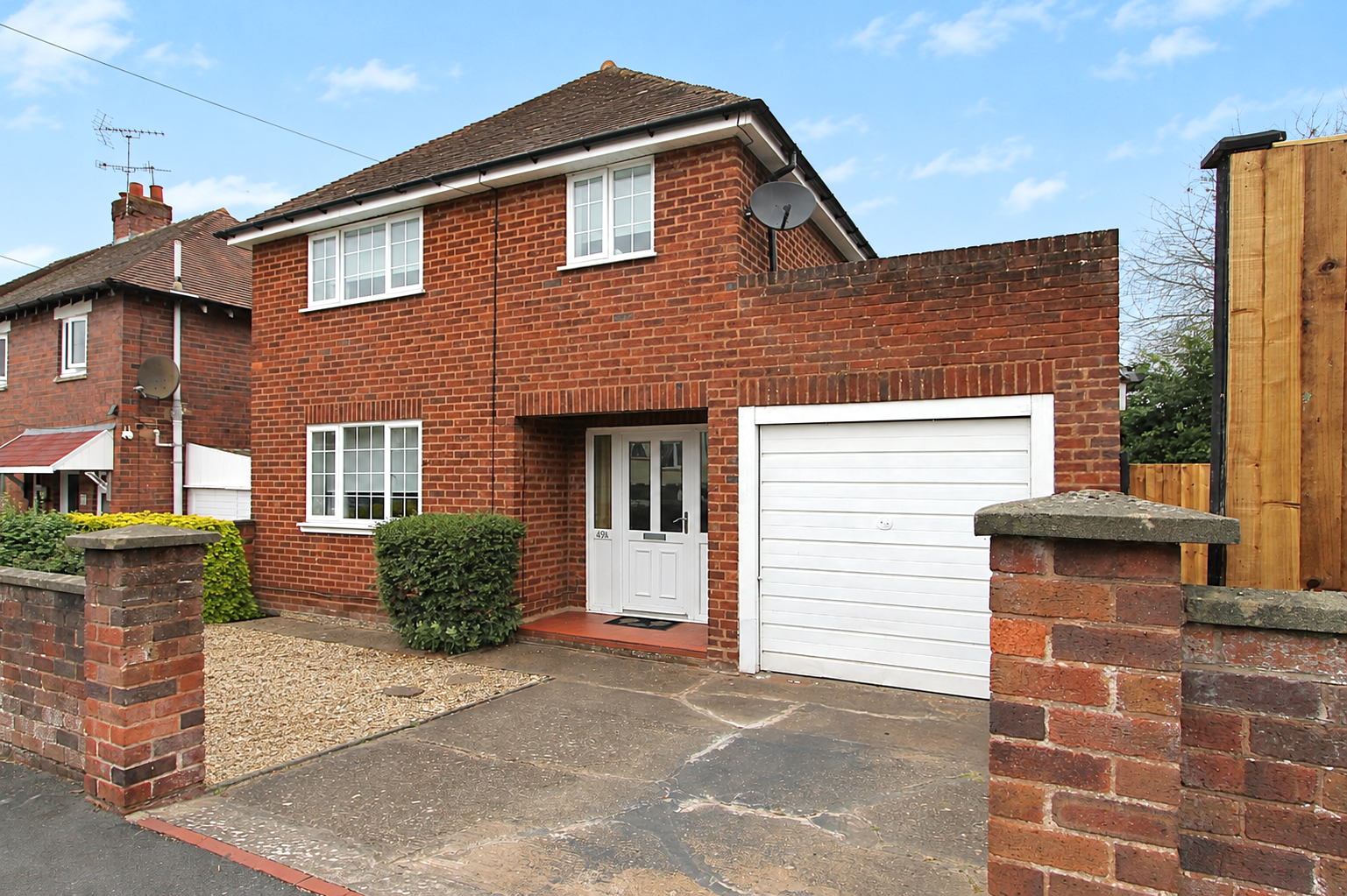 3 bed property in Brinton Crescent, Kidderminster